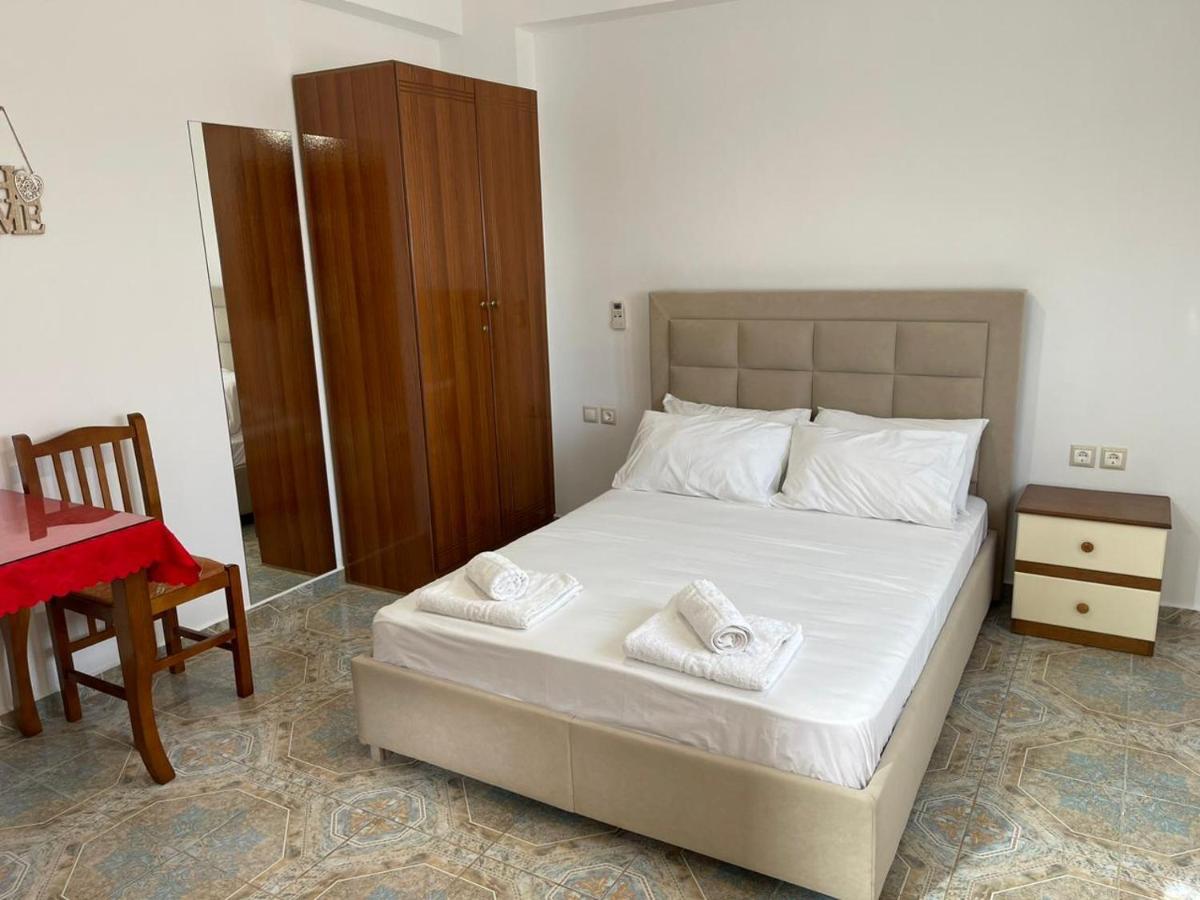 Levend Apartments Ksamil Buitenkant foto