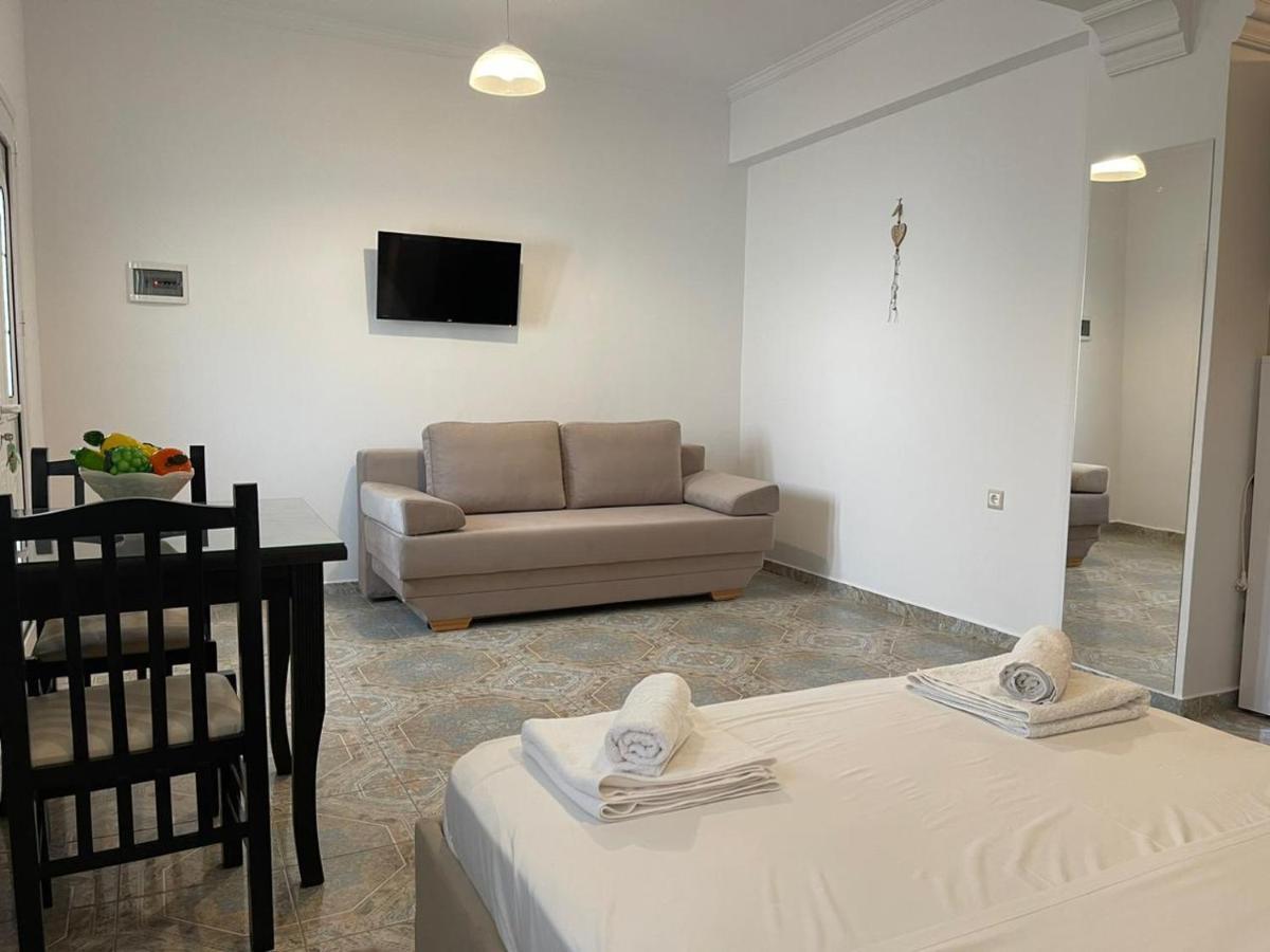 Levend Apartments Ksamil Buitenkant foto